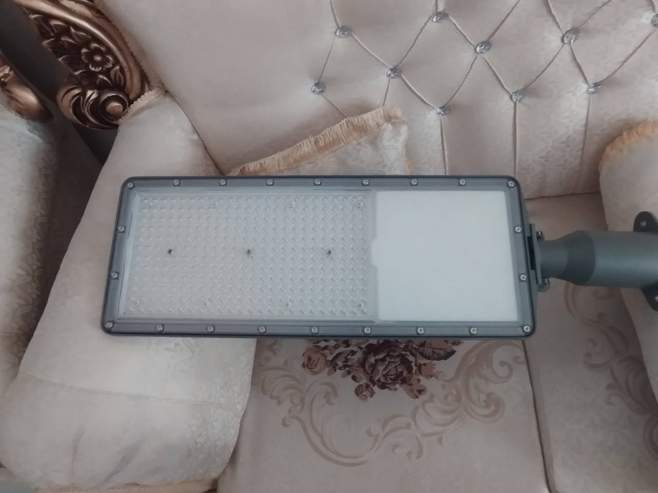 بلوجكترات عدد ٣ للبيع. للتواصل ***********
