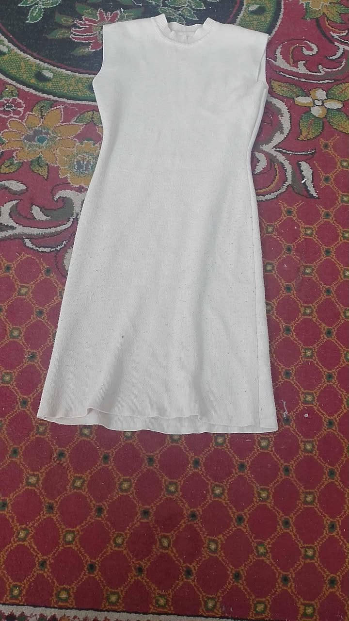 فساتين بناتي عمر ٩ وعمر ١٠ سنوات وقفطان نسائي ملبوس مرتين بس قياس ٤٨ عنوان الايمن تل الرمان قرب جامع الواحد الاحد


**إذا كنت صاحب هذا الإعلان وتريد حذفه لأي سبب، رجاءا أرسل رسالة إلى الدعم الفني**