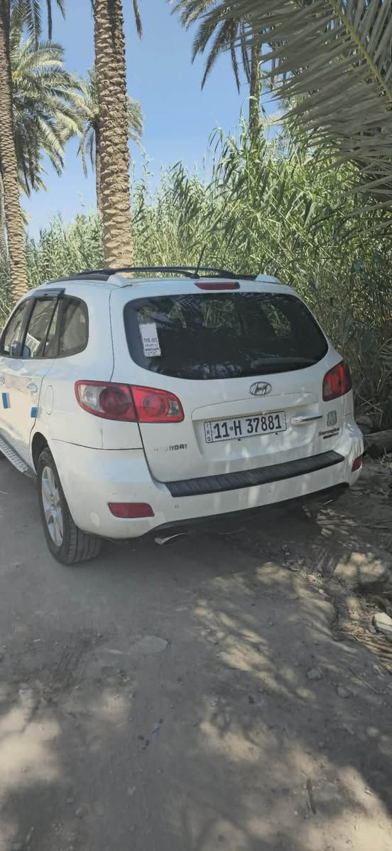 اتصلو عالرقم مكلف بالنشر
سنتافي ٢٠٠٩ رقم بغداد بسمي بيهه مكانات صبغ اني أبيع صبغ حزام محرك ٦ سلندر فول ماعده الفتحه سياره جاهزه ونضيفه ٧ راكب مكاني كربلاء الحسينيه السعر ١٠٤ وبيهه مجال ***********
