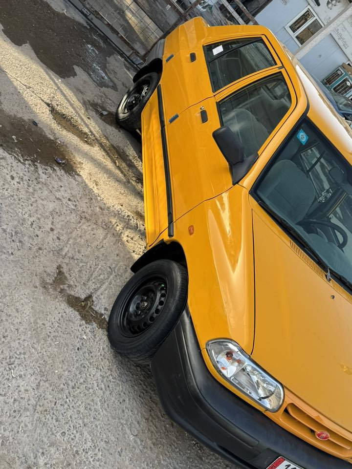 سلام عليكم
سايبا موديل 18
جاهززه من كلشي 
كير ومكينه وتبريد 
وحداديه وكشر كدامكم 
بيها صبغ بنيد وجاملغ 
السياره مناقصها شي 
جاهزه للشغل متصرف الف 
رقم بغداد انكليزي مصفره هيئ وغرامه
مكان السياره بغداد مجاور العاب السيديه للتواصل
 اتصل***********
السعر 43$بيها مجال بصيط
