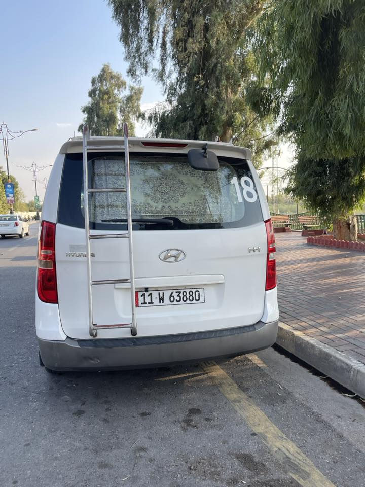 السلام عليكم استاركس للبيع موديل18بدون ضرر كفالة عامة سيارة جاهزة رقم اجنبي سنوية جديدة السعر ٢٣٠ وبيها مجال 
***********
