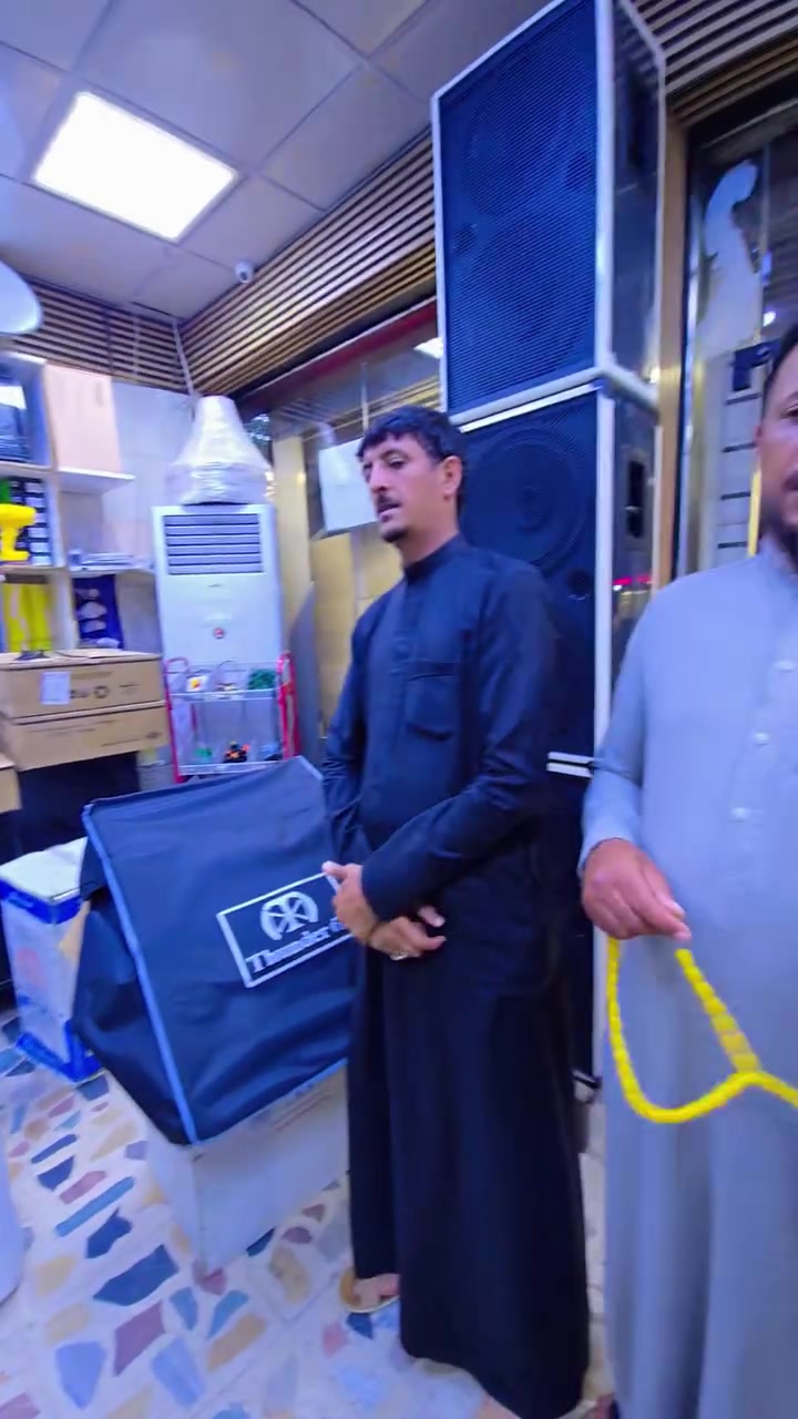 الحمد لله على بركاته و نعمته
((اخلص لمن تخدم فإن المخدوم اخلص لك بدمه))
بعد التوكل على الله    🧿🧿🧿🧿
السعر جملة  و   مفرد ✅️✅️ 
تم تجهيز الاخوة خدام الإمام الحسين عليه السلام 
 🚛 🚛(( يوجد توصيل كافة المحافظات ))🚚🚚
بغداد مدينة الصدر قطاع 41 شارع الداخل 📍📍📍
  للإستفسار والطلب 📞 ***********
مؤسسة العقيلة 0785999033

