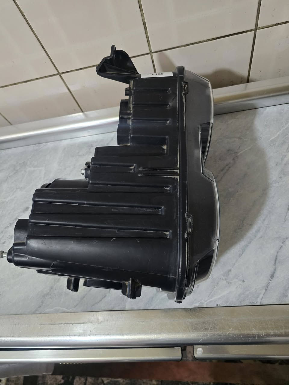 من رخصة الادمن
السلام عليكم ، 
لايت جالنجر جهة اليمين عكس السايق جديد تجاري جديد لوك نظافة ١٠٠% للبيع السعر ٨٥ الف مكاني بغداد
***********
