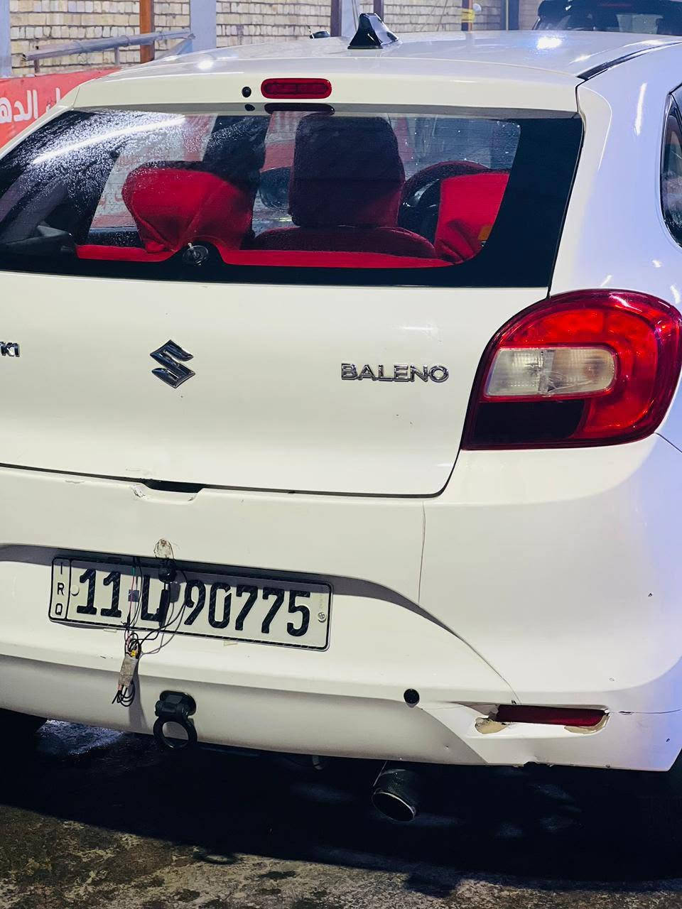 للبيع suzuki baleno 2020 ياباني
سيارة حلوة وسبير منازل. 

مواصفات السيارة :
1/ السيارة حيل اقتصادية ومتصرف هواي بالبانزين.

2/ تبريد ثلج خير من الله.

3/ كامرة خلفية + شاشة تدعم نظام كار بلي/ أندرويد أوتو.

4/ محرك 1400 لتر 

5/ دوشمة جديدة ( أحمر-أسود ). 

6/ المسافة المقطوعة ( 93,000KM )  

7/ تايرات بحالة جيدة جدآ.
 
8/ يوجد بعض الطخات وموضحة بالصور. 

9/ تحكم كهربائي المراية 
 
السعر : شدة وخمس ورقات وبيها مجال. 

موقعي بغداد الدورة شارع أبو الطيارة أو زيونة شارع الربيعي. 
***********
