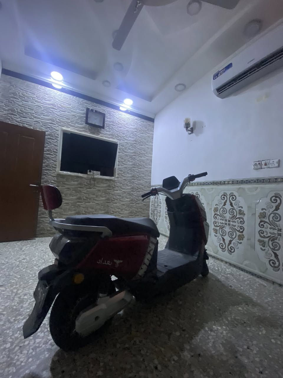 سلام عليكم 🫡
دراجه شحن  نوع بغداد غنيه عن لتعريف 

بيها نضام بارك  p

بيها مضار Rلرجوع إلى لخلف 

6بطاريات كبار 

ملف 2000

ادراجه كامله اشتري يمين ويسار 

شاشه ديجتال 

لدراجه استعمال خفيف صارلي شهر من اخذتها بعدها جديده بس بيها ملاحضه لتاير لخلفي ابنجر  لدراجه اخذتها اب 1100

سعرها 750وبيها مجال حك لجيه ‪+964 788 660 2613‬.  هاذا رقمي ما متواجد فيس


**إذا كنت صاحب هذا الإعلان وتريد حذفه لأي سبب، رجاءا أرسل رسالة إلى الدعم الفني**