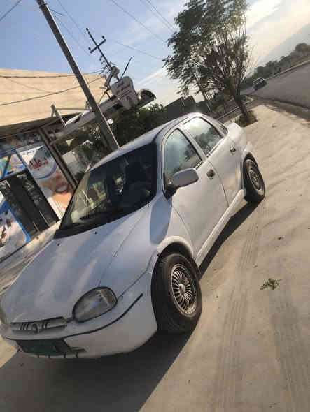 شوفليت كروس  موديل ١٩٩٩ سنه وي عسلي له كه له. شه رت دزي دينداري  كيرومه كينه تاخمه هه مو به شه رت جار تايره ي جديد سعرر ٢٢مجال. ره قه مي خوداني ***********
