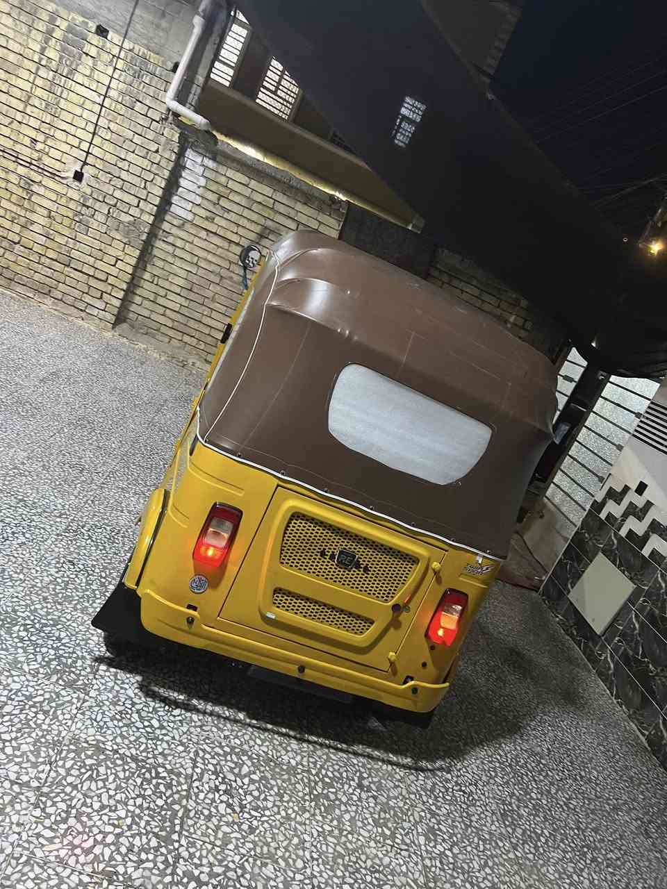 سلام عليكم تكتك لبيع نضيفه 2021 ريم نكليزي رقم كربلاء مشروع وطني البكان بغداد العبيدي شارع ٢٠ الرقم ***********
