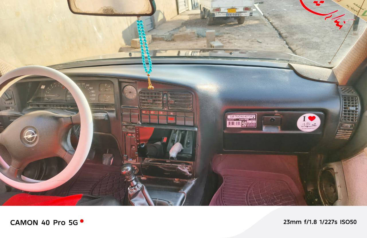 السلام وعليكم اوبل او ميكه موديل 1991رقم نينوه الانكليزي مكينه وكير خير من الله صدر امامي خلفي جديد تخم تاير باتري جديد كابون بانزين بيها هم  كهرباياته كله شغاله سياره مال جناي متعوب عليهه خير من الله. صبغ جماليه فقط تايرات تخم سبير كامله مناقصهه شي تحويل مباشر. بلخير لل ياخذهه. #السعر 38 وبيهه مجال او مراوس ويه بي ام اذا اكو ***********
