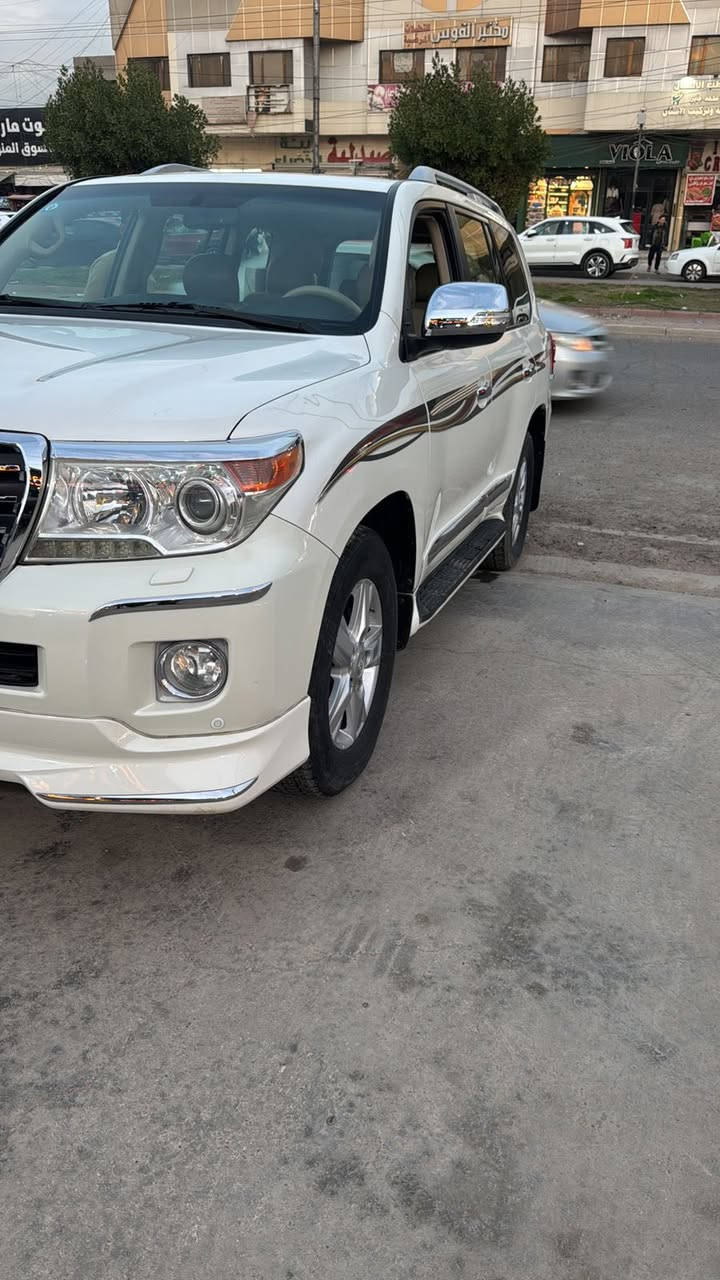 يا الله بسم الله 
لاندكروز موديل 2013  V6
مكينه 4000
بدون صبغ  بدون تبديل مكفوله 
(كير ومحرك على وضع الوكاله  يعني لا مفتوح ولا مبدل) 
مواصفات اللاندكروز معروفه
 
(ماشيه 144 الف حقيقي) 
كهربائيات بحاله ممتازه 
صدر جديد تخم تاير جديد 
السياره مرتبه وحلوه ونضيفه جدا من الداخل والخارج 
(رقمه)
الرقم بغداد الإنكليزي الجديد هزه وسنويه جديده تحويل مباشر باسم المشتري  بحيل الله 
( مكانه )
السياره مكانه بغداد منطقه حي الجامعه 
للاستفسار اكثر هذا رقمي حبايب 
***********
تحياتي الكم وربي يحفظ الجميع
وهاي قناه التلي بيه اهواي سيارات معروضه

https://t.me/ali1hhm
