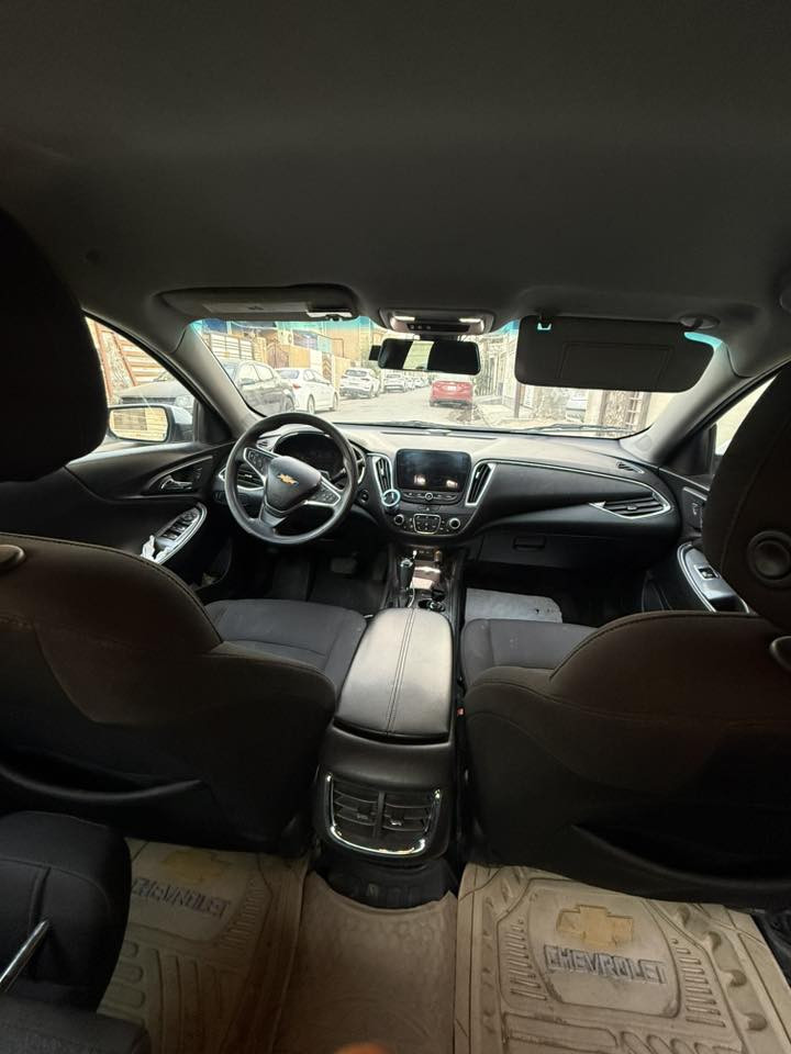 السلام عليكم من رخصة الادمن المحترم
ماليبو 2019 LTوارد امريكي صور الضرر موجودة ماشية 106 كيلو متر
بيها صبغ قطعة وحدة مع الضرر و5 قطع بس بدون ضرر فقط صبغ 
السيارة كاعدة كلش حلوه وجاهزة ع اخر حبة وبالعافيه ع ياخذها
🔴بصمه ابواب جنطه /تشغيل عن بعد 
🛑محرك 1500 توربو  
🔴 / مانع انزلاق
🛑لدات اماميه نهاري / حساسات خلفية
🛑كشنات تدفئه + كهرباء 
🛑تبريد مناخين منفصل SYNC
🛑تبريد قطعتين امامي خلفي 
🛑شاشه كبيره تدعم كاربلي/خرائط Gps
🛑كامره خلفيه / كروز مثبت سرعه
🛑حساسات خلفية
🛑لايت زنون عالي ناصي امريكي اصلي 
🛑شاشة ضبط واعطال بل دشبول
🛑منافذ USP/ 12V /Tip
🛑حساس اطارات / 4 دسك/ Abs
🛑صدر امامي خلفي جيد جدا + باتري جديد
🛑ويل حجم 18 + تخم تاير جيد 
 
السيارة بيها ادامة كاملة  
السيارة متعوب عليها ومصروف عليها 
شرط ما تصرف عليها الف دينار 
كير محرك  ممتاز  
السعر 106 وبيها مجال قليل 
***********
