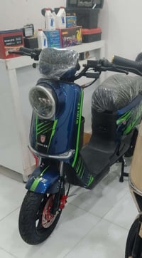 دراجة شحن R11 مستخدمة اقل من سبوع اخت الجديدة  07800244341