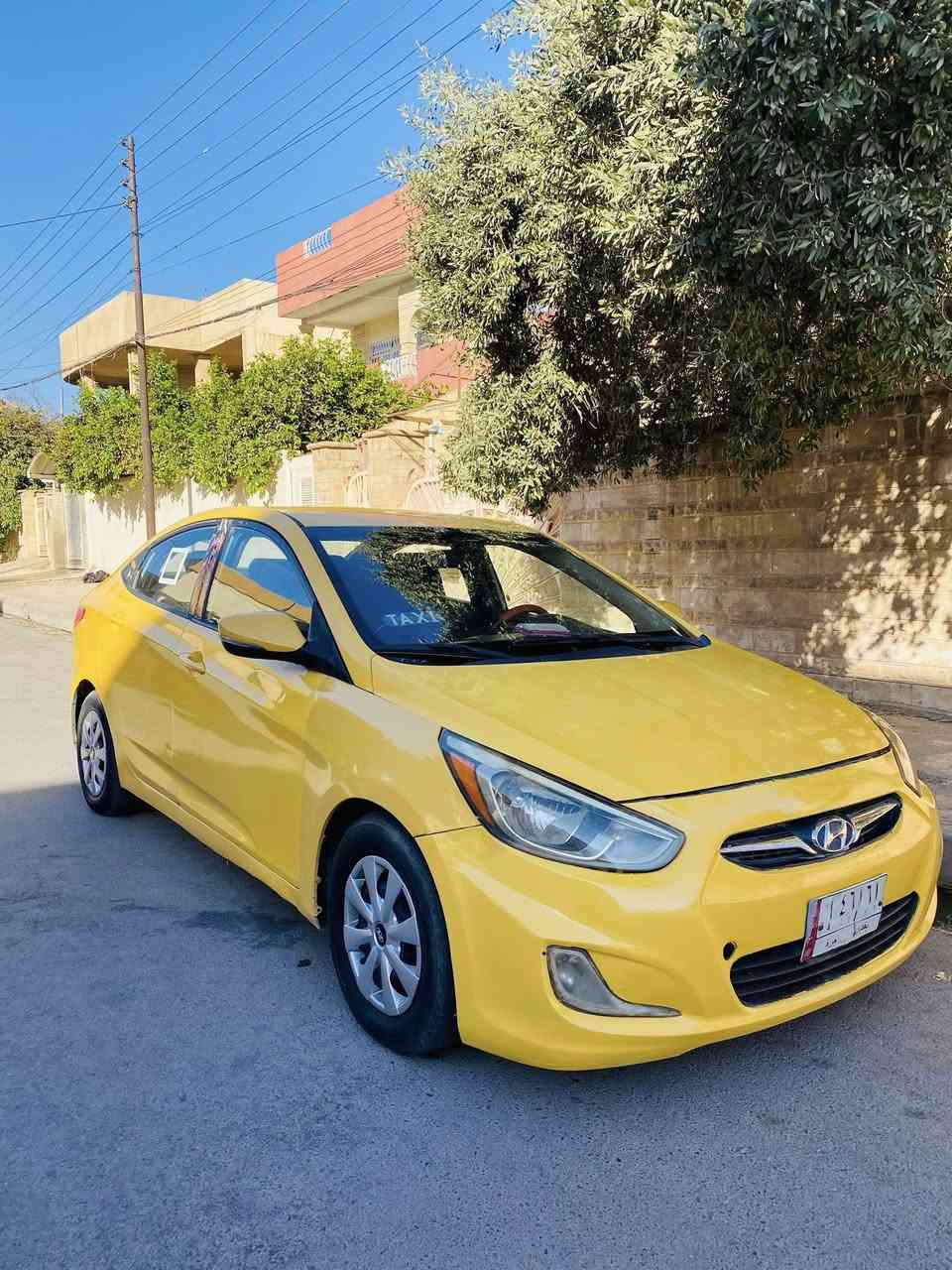 اكسنت 2012 امريكي
كابون بانزين موجود 
سنوية 2025 
تحكمات ستيرن  
نظام ايكو 
مانع انزلاق  
تايرات نص عمر 
مكينة gdi بس شرط ما تدك 
السيارة نظيفة ناقصها نواعم بس  
السعر 80 
*********** 
***********
