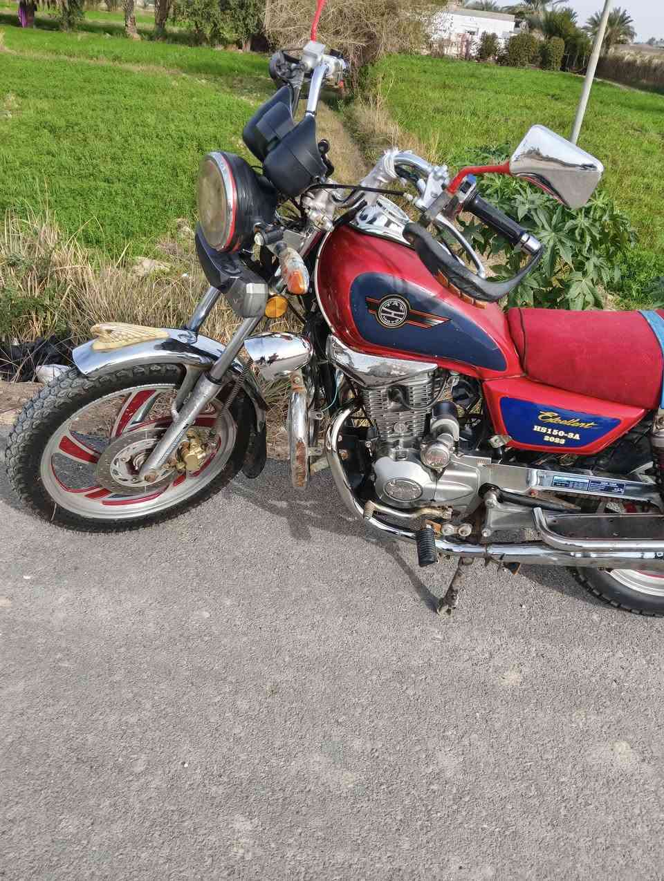 السلام عليكم دراجه للبيع موديل 20 اوراق وصولي كفاله عامه ما نقصها برقي مكان الشطر***********
