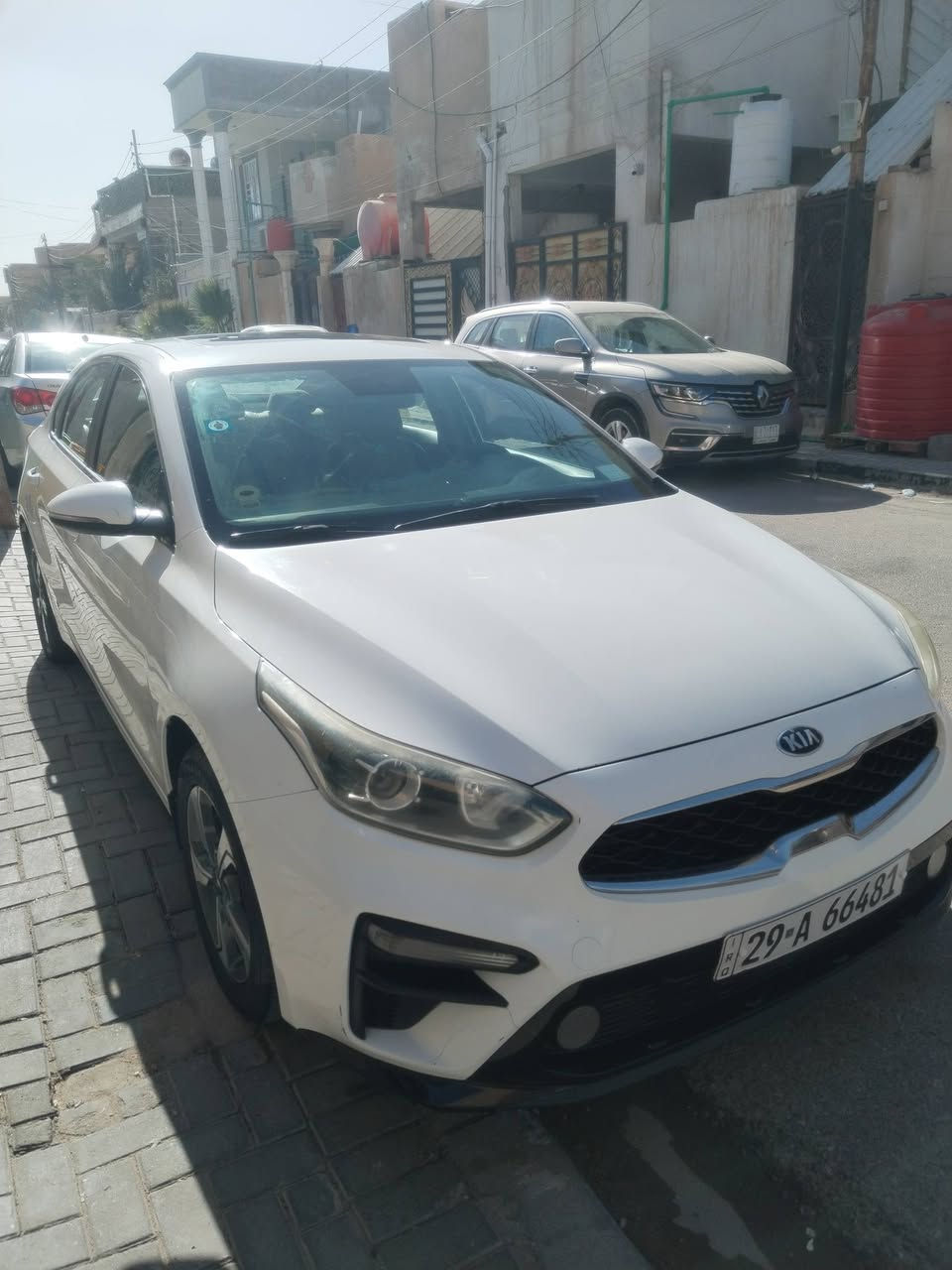 السلام عليكم للبيع كيا سيراتو 2019 خليجي كفول عامة محرك 1600 محرك كير خير من الله بسمي تحويل ثاني يومسعر148 وبيها مجال مكان البصرة ***********
