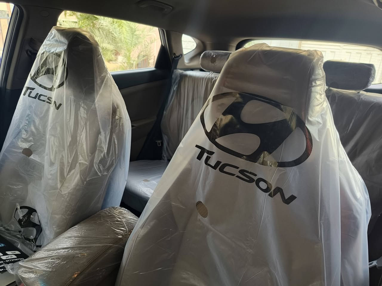 سلام عليكم من رخصة صاحب الگروب
سيارة توسان موديل2019 خليجي رقم بغداد انگليزي سيارة بصمة مكان السيارة بغداد الشعب وعدم تواجدي على الفيس بوك رقم التواصل ***********  يرجى ملاحظة سونار السيارة قبل الاتصال السعر 185$
