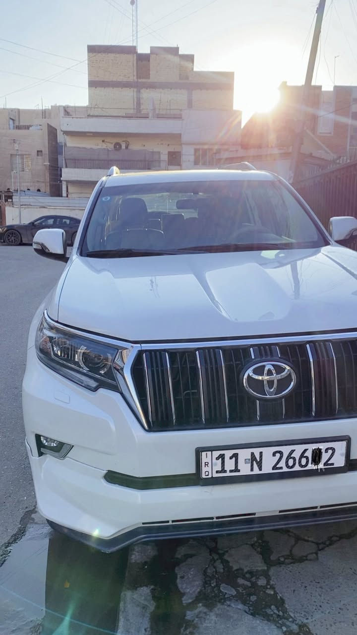 للبيع تويوتا برادو  موديل 2019
رقم بغداد الجديد باسمي  تحويل ثاني يوم
 هزه جديدة ( مكفولة من لصبغ ) 
 بيهة بارد جاملغ وبارد بين لبابين ومكحل 
مال سايق ولخلفة شي بسيط 
بلسونار اكو اثر حالوب 5 تقريبا مينشافن ابد ممبينات 
علمود اذكر كلشي بلمنشور ولسونار موجود
( صدر محرك كير كهربائيات تبريد تدفئة 
كلة مكفول ولا مفتوح بيهن برغي ) 
ماشيه 109 الف كيلو  استخدام شخصي . 
مواصفات السيارة .TX-S الفول موصفات 
محرك 6  سلندر 4000 
7 راكب / 
 .فتحه سلايد  / بصمه.
المري شفط.والاشاير بالمري.
كراسي  جلد كهرباء  / تحكم استرين
لايتات زنون. / ثلاجه . 
حساسات خلفيه /  كأمره خلفية .
اسبير تعليك. / دبل تانكي
دخول ذكي ./ مع اربع جامات اوتو.
نظام APS . / شاشه الجبيره 
مانع انزلاق.  مانع انحدار

السعر 37300$ وبيه مجال قليل 
للبيع فقط 
العنوان :- بغدادشارع فلسطين - ***********
