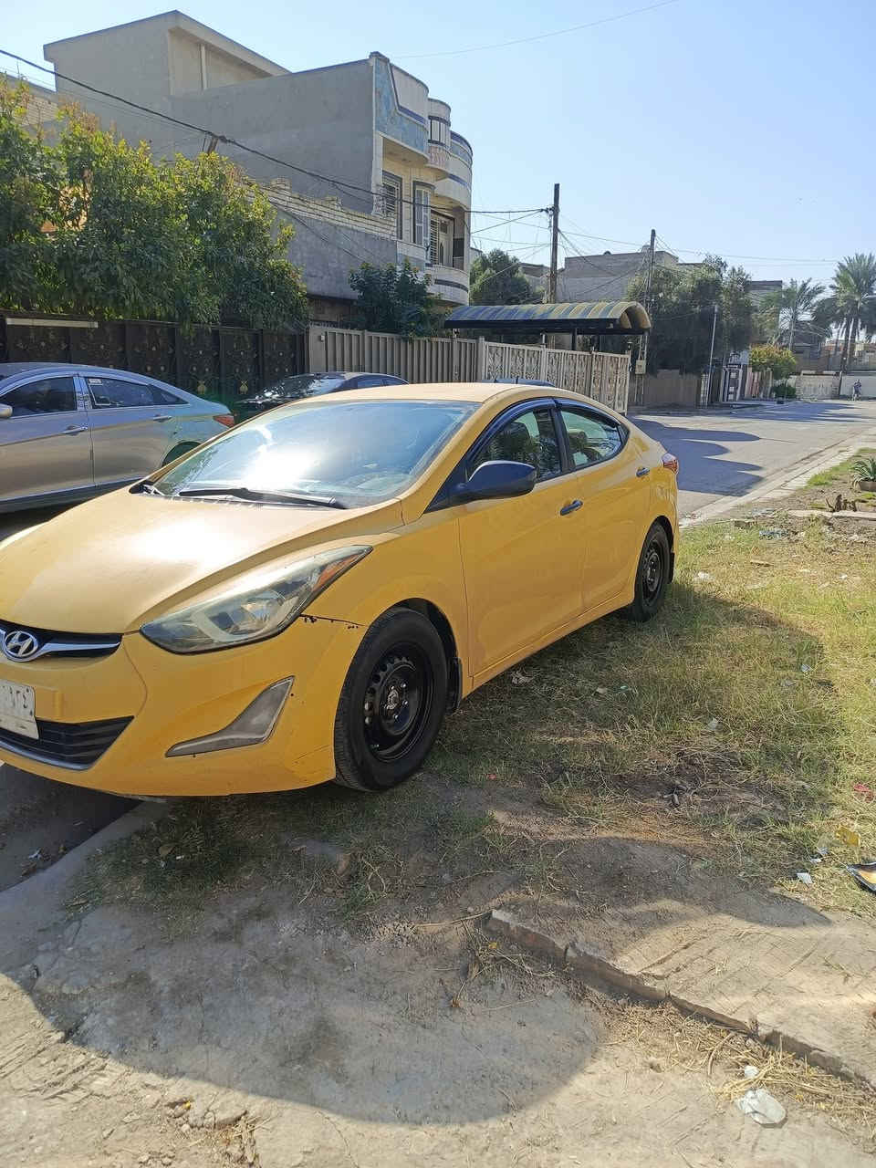 تفاصيل داخل الصور
