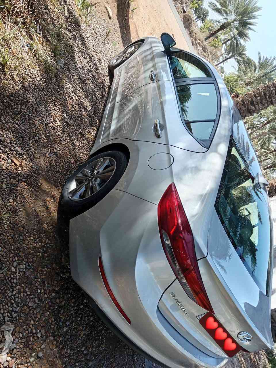 السلام عليكم الانترا أمريكي 2018 مكفوله بيه فقط جاملغ ونفسه مصلح علا البارد وخشم البنيد ليبل واحد  مكينه وكير وحداديه  وتخم تاير كله جديد   رقم بابل  السياره بسمي الرقم *********** ***********
