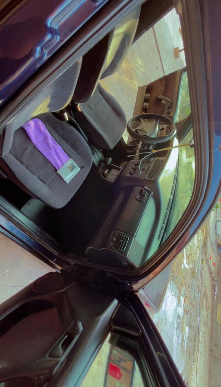 السلام عليكم كولف للبيع موديل 92 مكينة 2000 كير اوتوماتيك تبريد شغال / سعرها 55 بيها مجال/ العنوان بغداد الاستفسار الاتصال ***********
