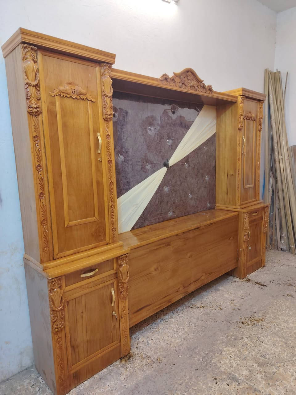 غرفه مستخدمه تزكام زان ام مسرح تزكام 6باب نضافه فول  مديل حديث طابقين صاج  مليون 400 معرض ابو عقيل ميسان حي رساله شارع ماطور قرب صيدليه حازم ***********((نشتري جميع الغرف))
