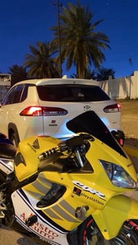 f4i • 200 • محرك مكفول