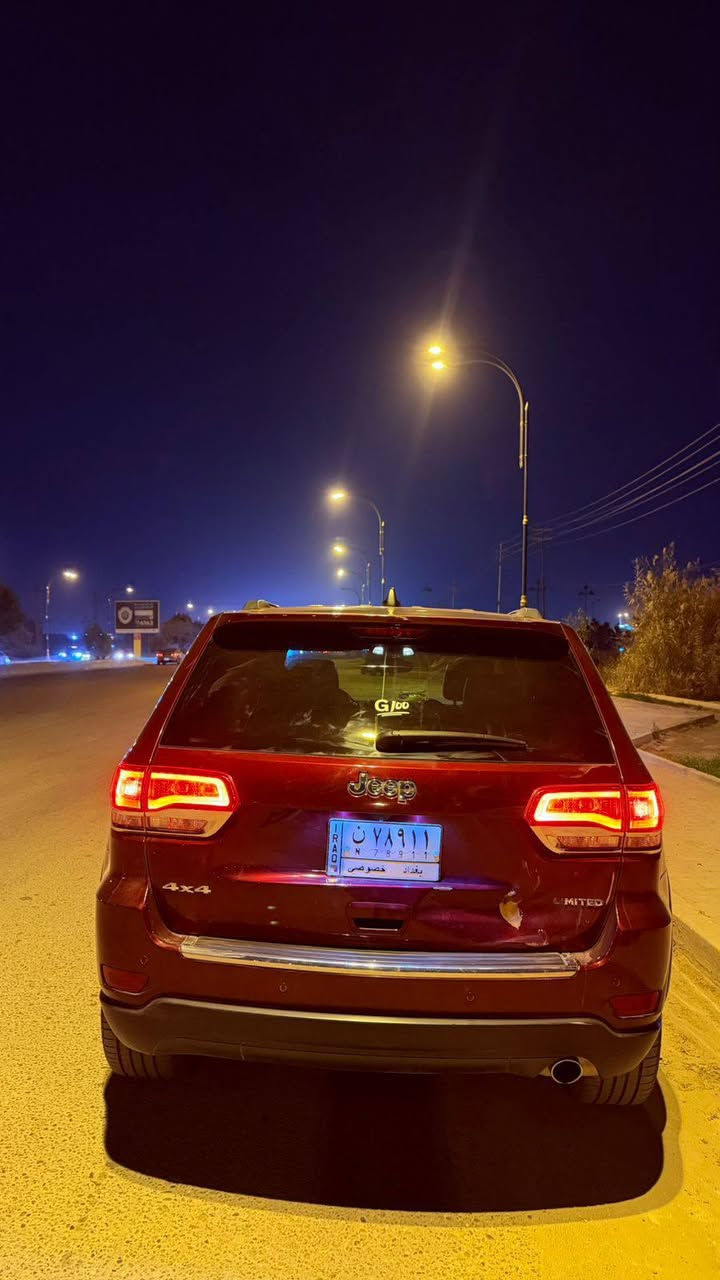 جيب شيروكي 21مكانه بل حله فول مواصفات صور الحادث موجوده ايريده يتصل منتفاهم على تفاصيل ***********او***********
