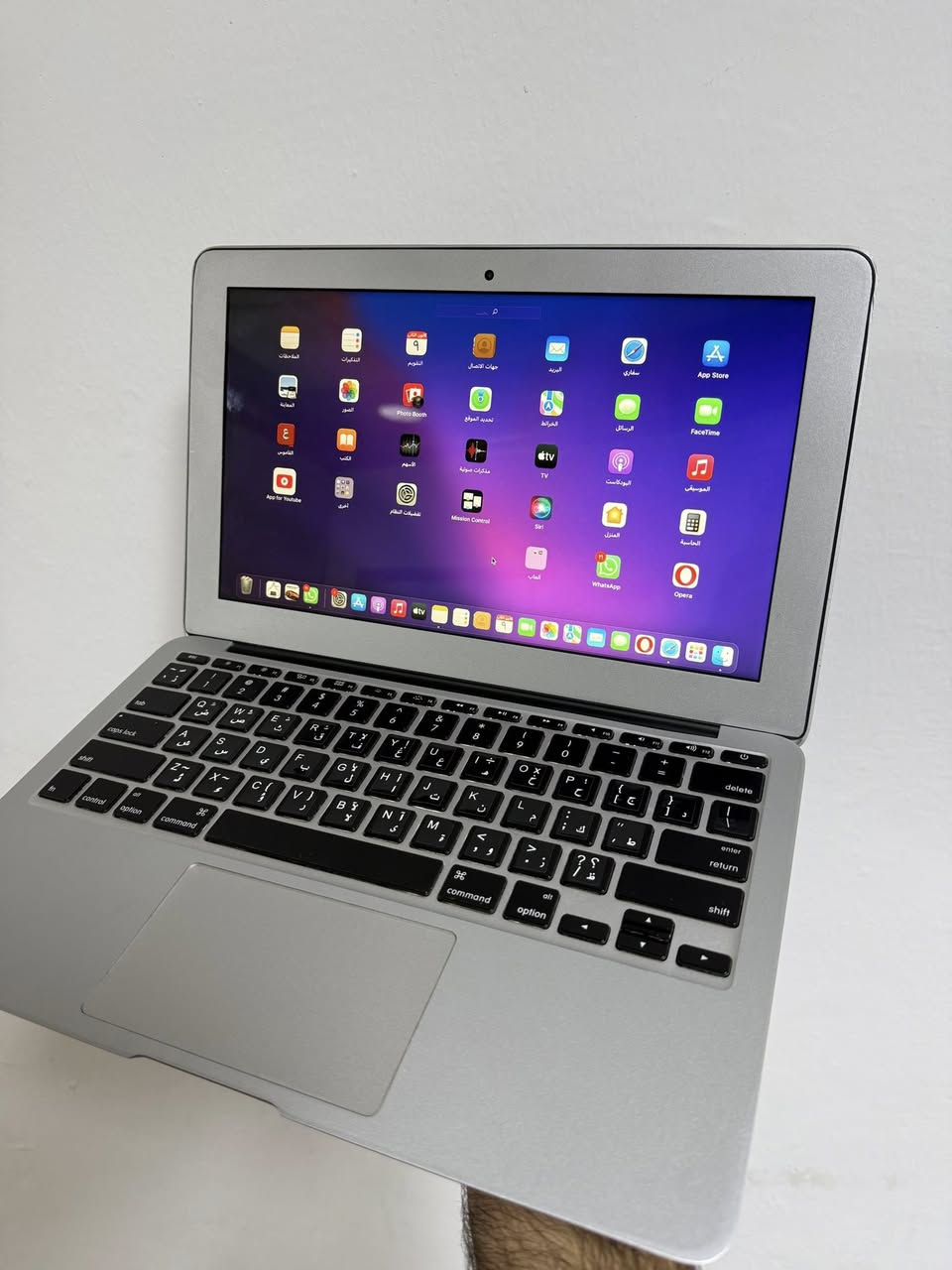 السلام عليكم MacBook Air سوبر سلم  2015 core i5 حجم 11انج رام 4 هارد 256 ssd كيبورد وعلامة ابل مضيئه ويا شاحنته الاصليه 60W سعرها 175 وبيها مجال بسيط مكاني تكريت 

***********
