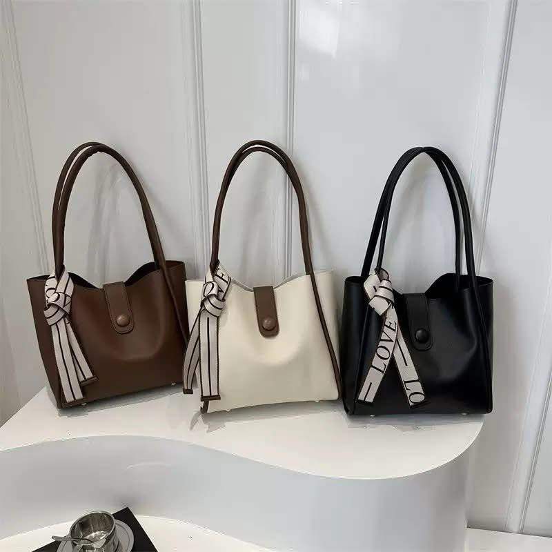 شلعه 36 قطعه 210 مع توصيل ***********
