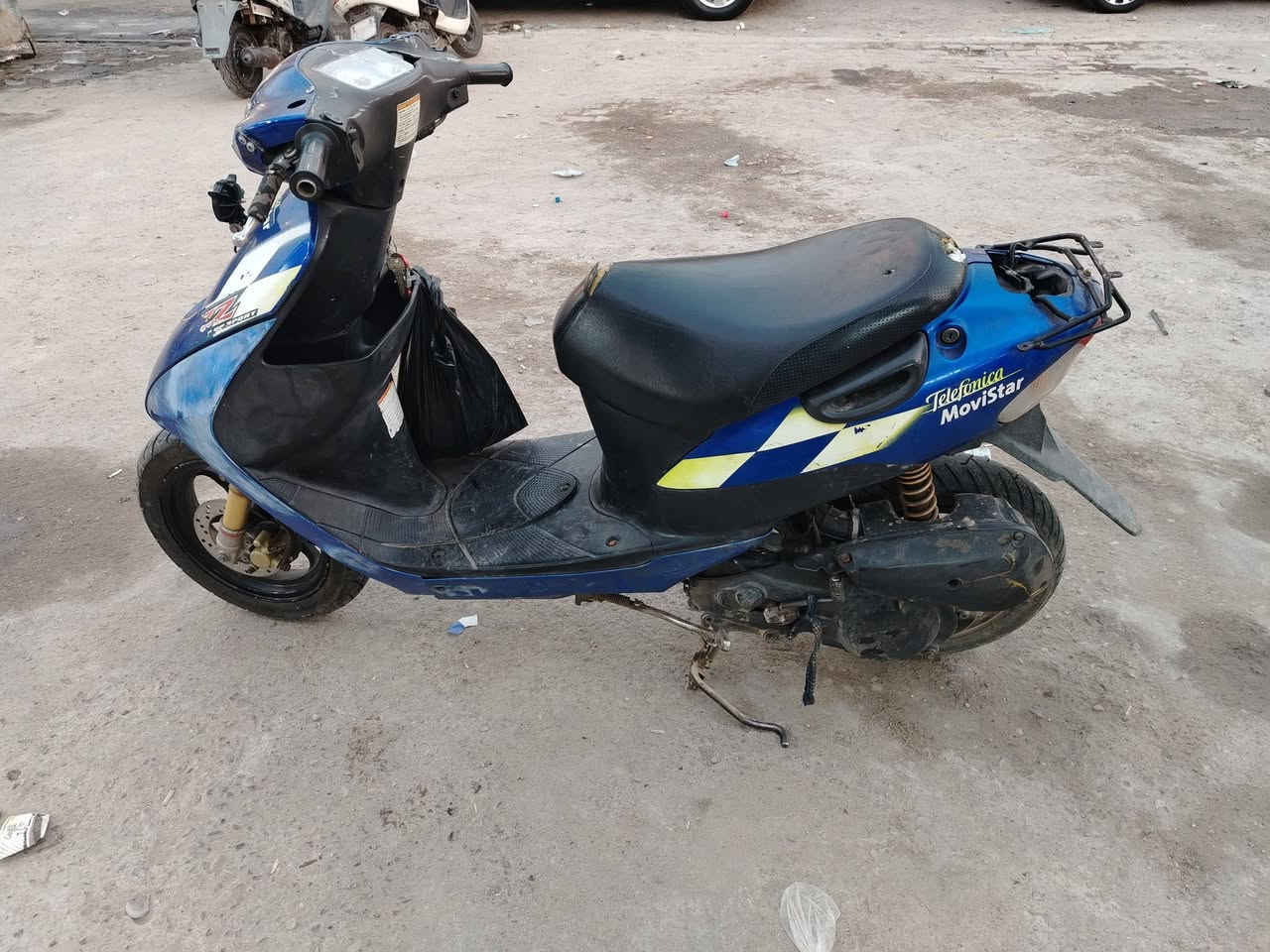 سلام عليكم دراجة للبيع ساسوكي نكره
السعر 200وبيه مجال *********** اتصال او واتساب
