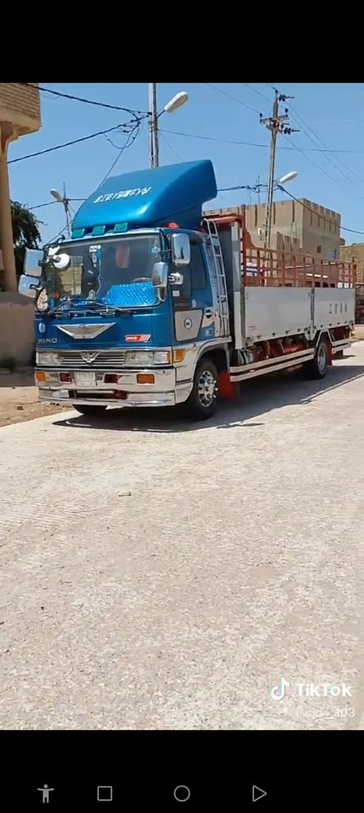 سلام عليكم هينو للبيع  سته وربع أبلادي سياره مكفول سياره بسمي تحويل ثاني يوم المكان السماوه 
الىرقم***********
