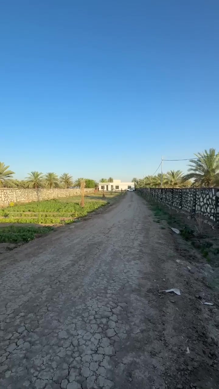 دونم طابو زراعي. سند. 25
عنوان حله خلف مجمع الكوثر   السكني. 
⬇️__________________________________________⬇️
استفسار اكثر الاتصال على الارقام الموجوده  او مراسلة الصفحه
مكتب الذهب للعقار ورديه خارج. سيف سعد بداية شارع30
⭕️لمن يرغب  بيع عقار او شراء مراسله او الاتصال
⭕️عروض تجاريه
⭕️عروض دور حديثه
⭕️قطع اراضي -
***********. 📞 ____***********_واتساب
