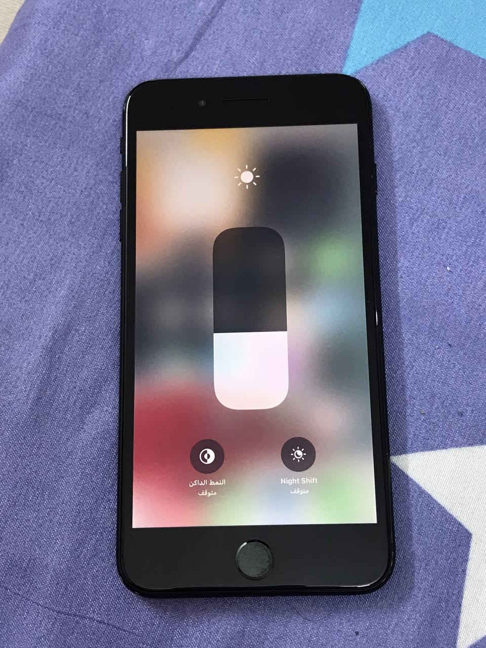 ياللة سلام عليكم شباب وبنات ايفون سفن بلاس للبيع لون اسود ذاكرتك ٣٢ بطارية ٨٨ الاصلية جهاز نضيف كلش ومكفول كفالة عامة وبالعافية على الياخذة مال جناي الله يشهد مكاني بغداد الحرية السعر ١٠٠ الشراي يراسلني خاص او يتصل بلرقم *********** واهلا وسهلا بلجميع
