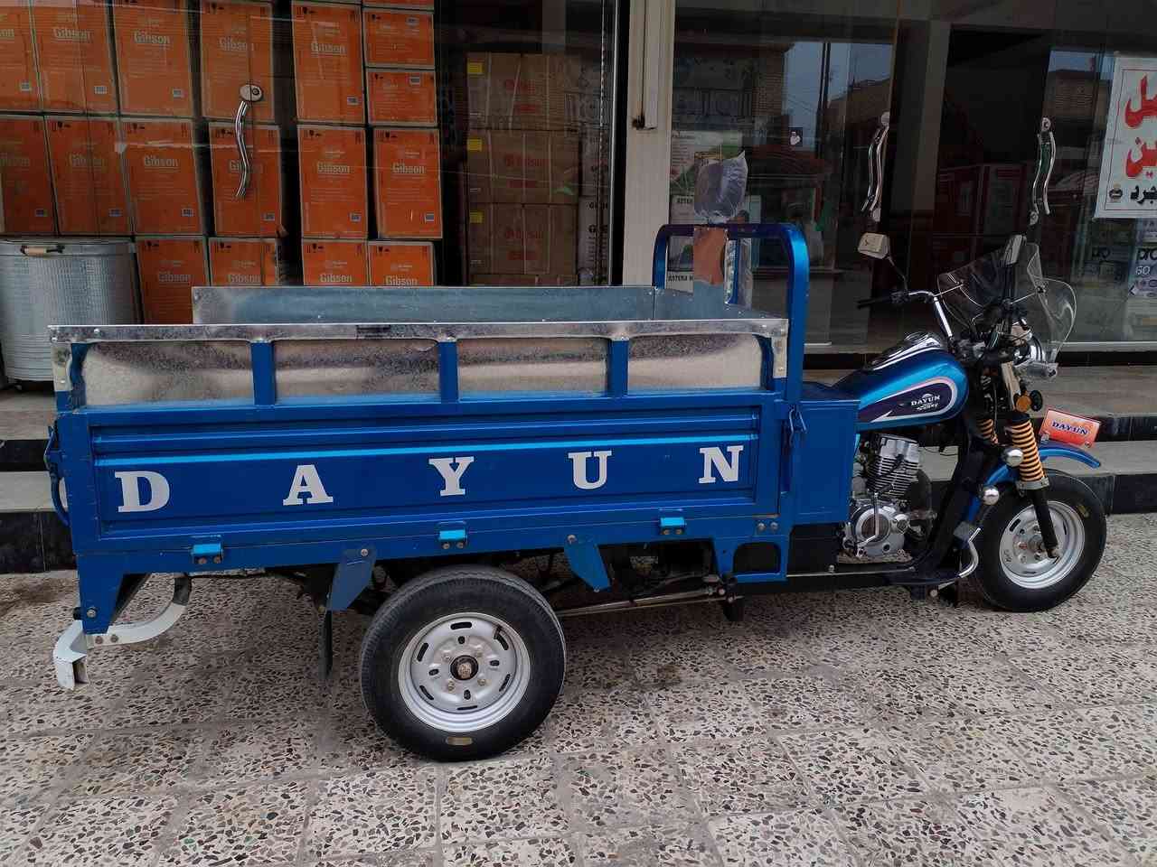 السلام عليكم ستوتة دايوان للبيع موديل 2022 طالعة ب2026 بعدهي زيرو مكفولة كفالة عامة مرقمة رقم وسنوية أرقام انكليزي  مكاني كوت للاستفسار الاتصال على الرقم هاتف ***********
