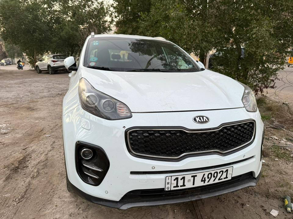 السلام عليكم للبيع كيا اسبوتج ٢٠١٨ خليجي مكفوله من الصبغ فقط بارد هلال الخلفي السعر ١٧٨ العنوان البنوك ***********
