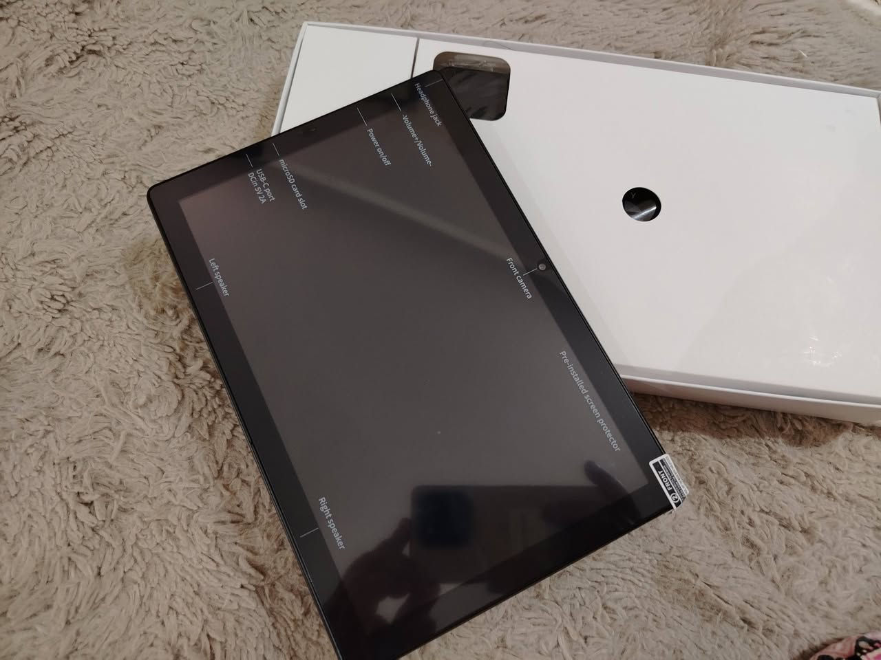 Teclast T40 
📱 الشاشة: 10.4 بوصة IPS بدقة 2000×1200 (2K)
⚙️ المعالج: Unisoc Tiger T618 ثماني النواة
🧠 الرام: 8 جيجابايت
💾 التخزين: 128 جيجابايت مع دعم microSD
🤖 النظام: Android 11 (قابل للتحديث حسب الإصدار)
📷 الكاميرا الخلفية: 13 ميجابكسل
🤳 الكاميرا الأمامية: 8 ميجابكسل
🔋 البطارية: 8000 mA
حوالي 40 فريم بوبجي 
📶 يدعم Wi-Fi، ونسخة 4G تدعم شريحتي اتص
السعر:175  الف وبي مجال

بغداد حي العامل الاتصال ***********
***********
