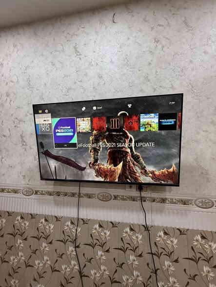 من رخّصت الادمن 
بلي فور مهكر نظام 9.00 مثل ما موضح بالصور
التهكير مالته متصفح مو فلاشه 
ملحقات كاملة وبيه ألعاب 
Call of Duty Zombies 3 عربية ومابات الزومبي كلها
Grand Theft Auto 5
Pes 2021
Minecraft
وياه 3 جويستكات وثنين واير شحن
و ups نظيف استعماله اقل من شهرين هوه والـ بلي 
مكاني بغداد حي الكوفه 
الرقم ***********
