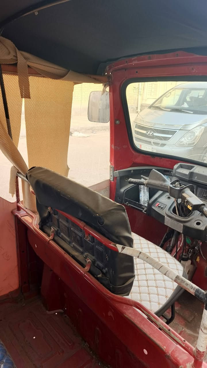 السلام عليكم تي في اس للبيع
تكتك جاهزه مابيها نقص كله جديد 
تكتك أوراقها استنساخ اكفلك سرقه وعشاير
مكاني ناصريه مركز السعر 1600  وبيها مجال
***********
