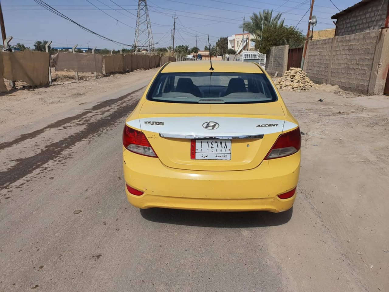 سلام عليكم 
اكسنت موديل ١٢ خليجي رقم قادسيه مداور ثاني يوم سنويه لنهاية ال٢٨ محرك ١٤٠٠  كير محرك ع الشرط حداديه  السياره جاهزه بيهه جاملغ أمامي مصبوغ وربع من الباب الخلفي دحجه مال دراجه السياره مكانها بالديوانيه 
السعر ٧٠ 
باقي التفاصيل اتصل لاتراسلني اتصل ع صاحب الرقم
مكلف بالنشر 
للإستفسار  ***********
