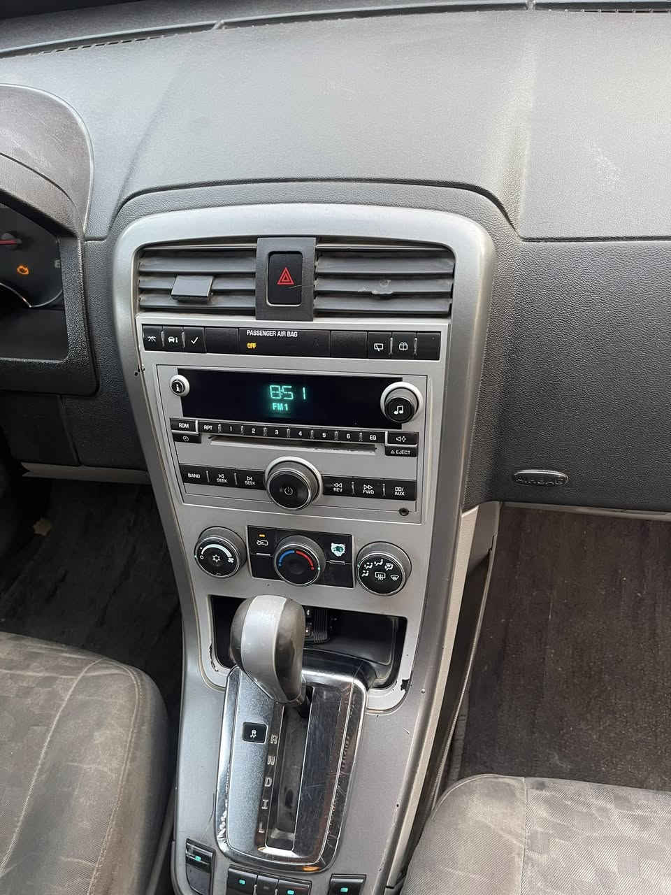 سلام عليكم شوفر موديل 2007 سياره من ستوردناها لليوم عدنه احنا جبناها من امريكا سياره على وضع شركه اي شي مبدل بيها ومال بيت تحويل ثاني يوم السعر 63 
الشراي يتصل على رقم ***********
مكاني بغداد
