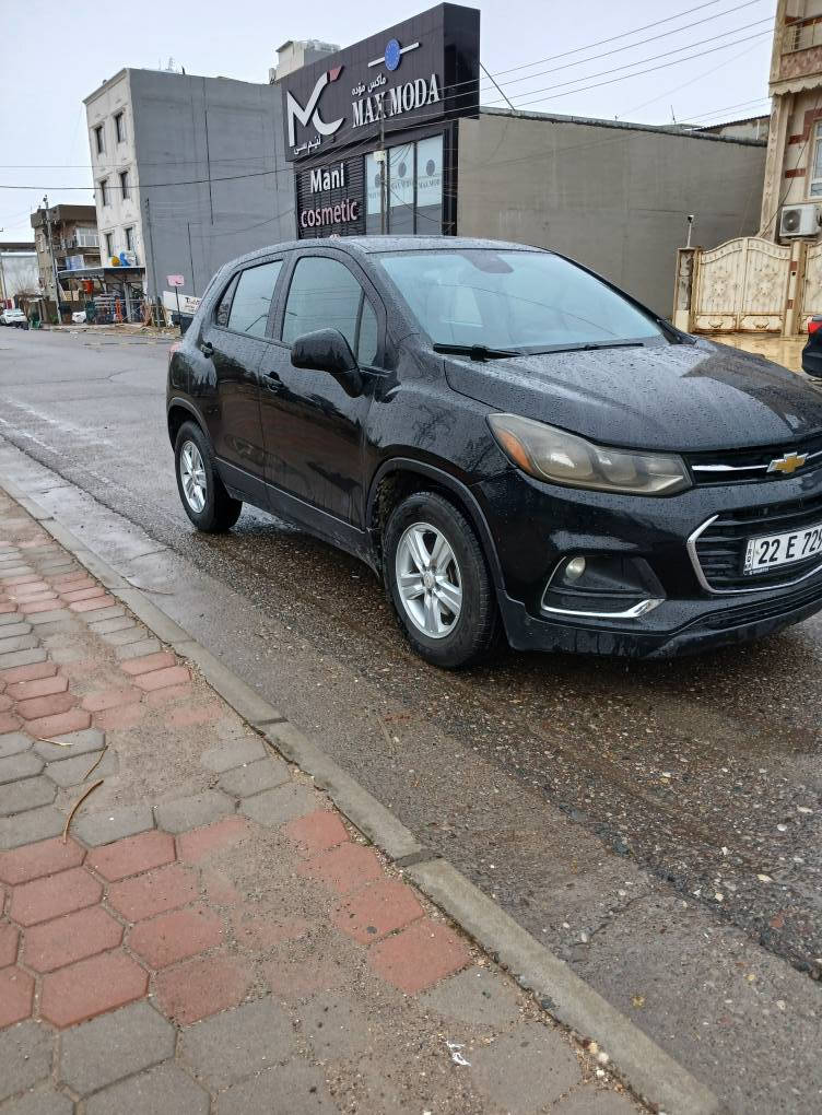 بيع او مراوس 
تراكس موديل 2020
محرك 14 تيربو قطاره مل بانزين 
تخم تاير جديد 
لايت عالي ناصي زنون 
صبغ بيها فقط بنيد بدون جكه دواخل بشرط 
رقم سنويه هزه كلو جدبد 
تريد تحويل او وكاله 
بسعر جدآ مناسب 97 ورقه وبيها مجال كلش بسيط 
عنوان أربيل 
*********** بي وتساب أربيل, العراق
