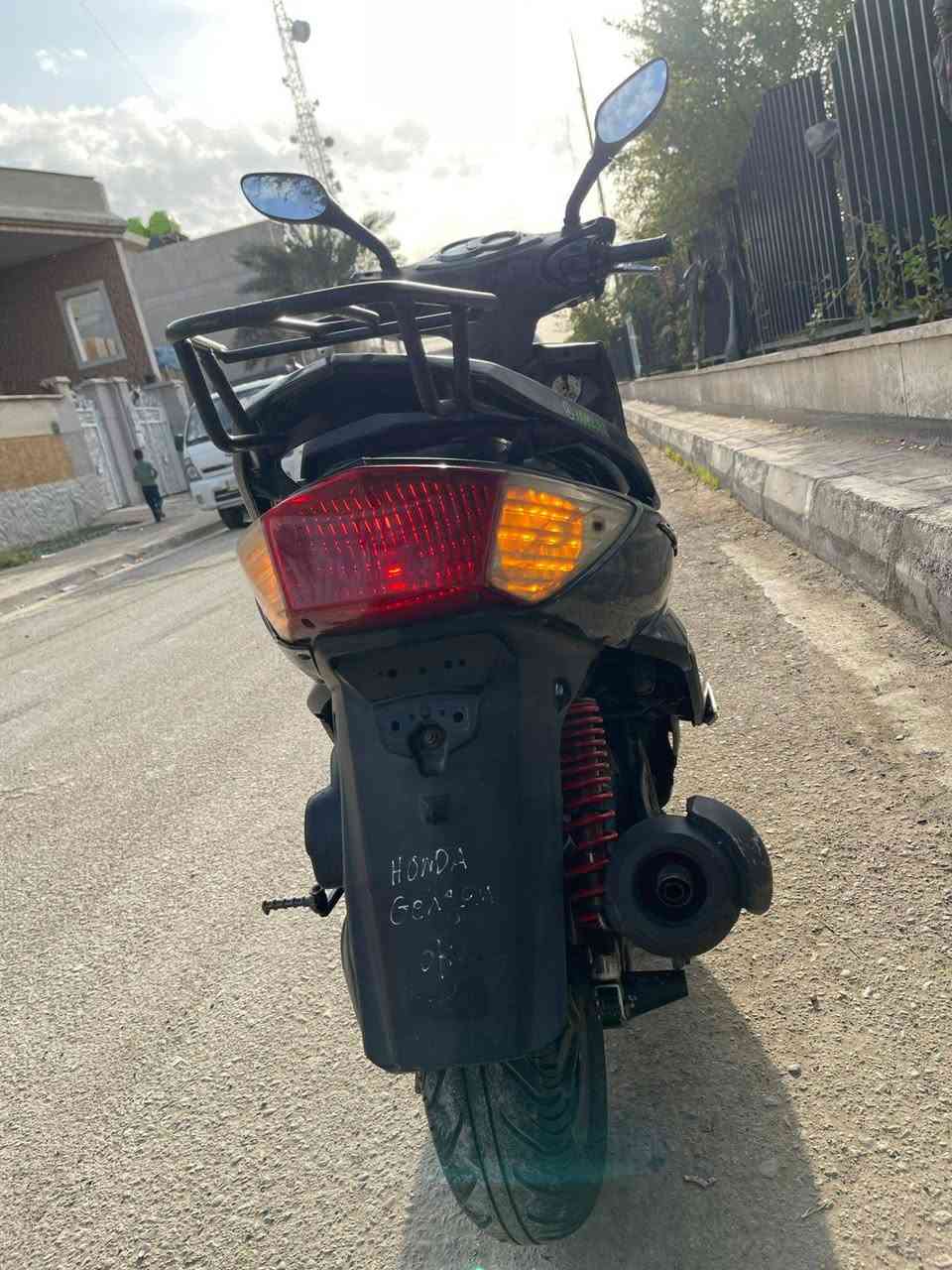 السلام عليكم دراجه سكنس فحل
كامله بدون اي نقص بلاديه 
السعر   500  بيهه مجال بسيط 
العنوان : بغداد مدينه الصدر  
الاورفلي قرب العماره البرتقاليه
للاستفسار  :***********
