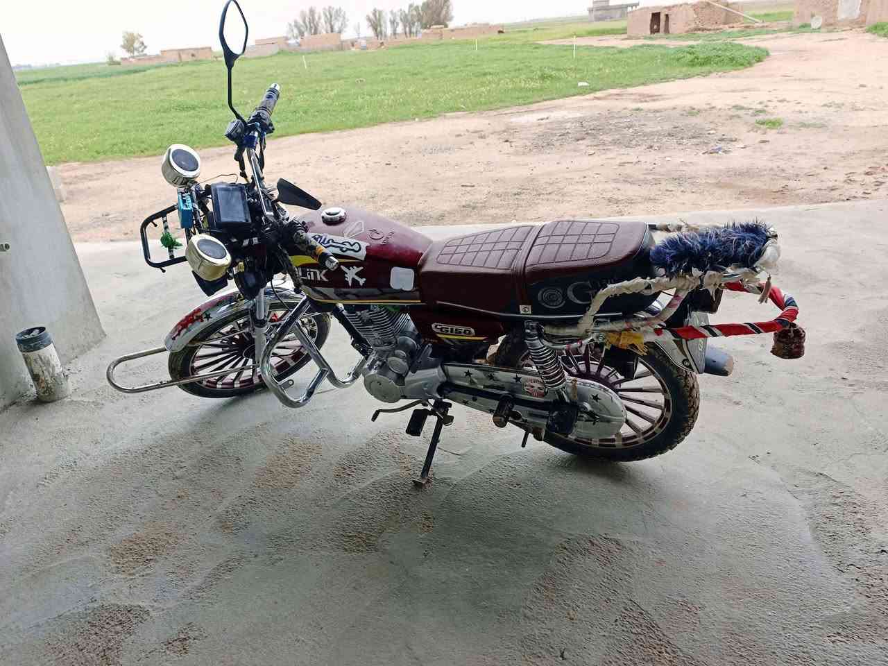 سلام عليكم درجة للبيع موديل 24شكل25 محرك ما مفتوح لا صرف ولا تبخير سعر 675وبي مجال حك الجيه العنوان تكريت حي الناعمة 
***********
