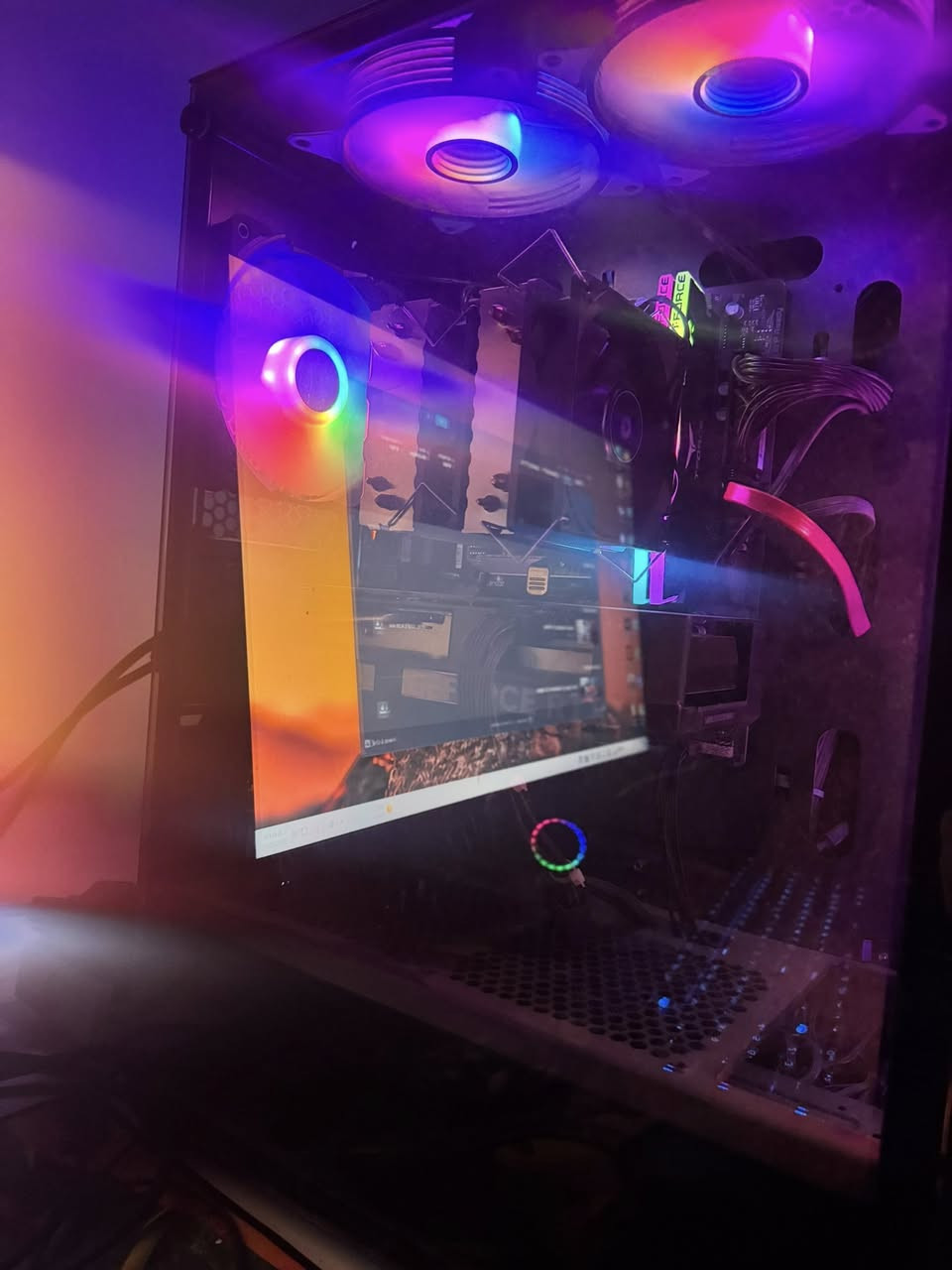 تجميعة كاملة للبيع
كارت شاشة RTX4060 ASUS

المعالج i512400f

مذربوردH610M s2 DDR4 

رامات T-force3600 2*8

Ssd m.2 512

+256

شاشة aocحجم 27 144hz

ماوس لوجتك 

كيبورد ريد دراكون

سماعة هايبر x

للبيع 1400000

بي مجال 

مكاني كركوك
***********
