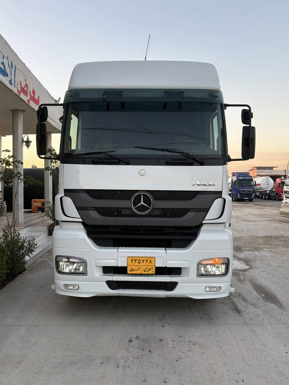 للبيع

من نوع : مارسيدس اكسور

موديل : 2006

حجم محرك : 1843

ريتايدر ماء 💧 ، سبايدر ، گير كهربائي 

فصل و ربط

موجود في كركوك في معرض الأخوين 
عنوان📍كركوك شارع مطار مقابل جسر حزيران 

للاستفسار اتصال على الارقام 

0770-855-1212
