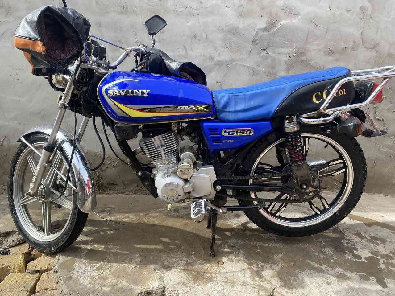 ‏دراجة سيبان موديل 20 مكينة مفتوحة سعر 400.  ***********
