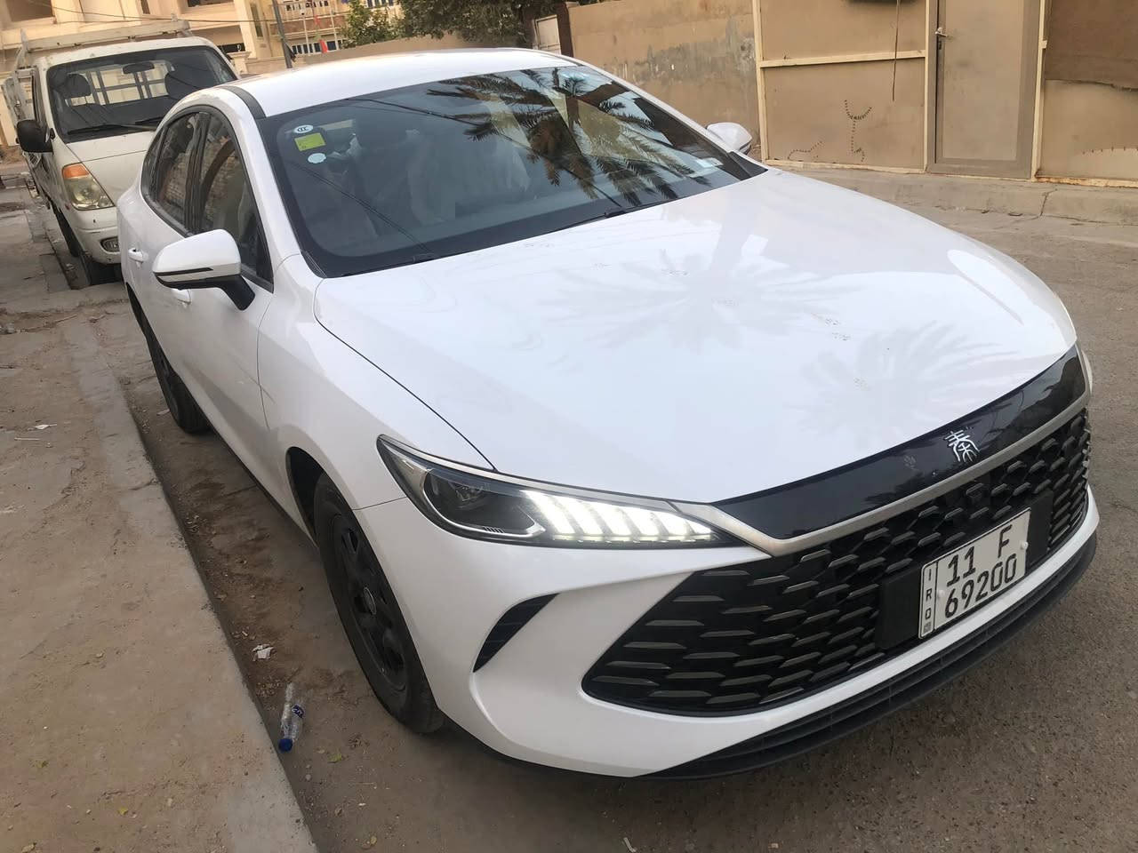 السلام عليكم 
BYD QIN PLUS 2025
ترقيم اليوم ثبتت لوحات بعدها زيرو صفر
السعر 19 مليون
مكاني بغداد 
للاستفسار ***********
