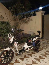 دراجة شحن • فارة للغسل • بهرز