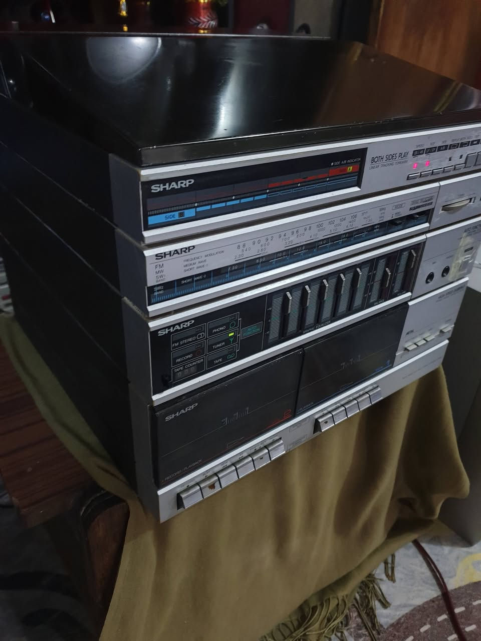 مسجل وكرام شغال فقط صوت  راديو وش ابيع عاطل الي يخدمه انا حاضر والسعر ٢٥ الف  الحلة مهندسين الاتصال على الخاص او موبايل  ***********  يوجد توصيل
