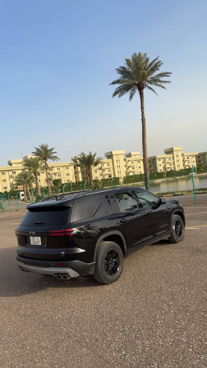 شلونكم حبايب
TRAVERSE 2024

شفروليه ترافرس موديل 2024 🔥

•نظام دفع أمامي ورباعي ، لون اسود ملكي 

•شكل رياضي وفخم جدًا.

•محرك 2.5 Turbo، شاشة كبيرة، بصمة، كاميرات 360،  •LED، وكلشي شغال 

كشنات vip منفصل وتدفئه 

رادارات من جميع الجهات 

•دخول جديد مرقم بغداد

ماشيه 15 الف بس❤️‍🔥

•ضرر بدايه البنيد  وتبدل وجاملغ بارد بشي كلش بسيط فقط مكفوله من كل الدوخل 

فقط ايرباك ستيرن

•لتواصل  *********** 

سعرها 310 وبيها مجال مكانها بغداد شارع فلسطين
