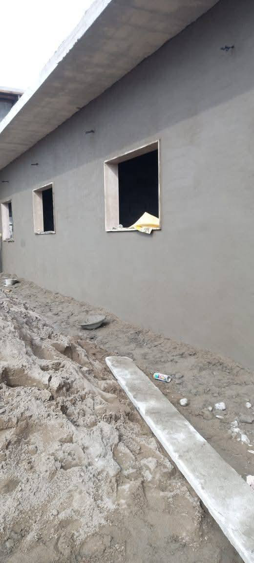 السلام عليكم اني اسطه لبخ اشتغل المتر ٣٠٠٠ القاط الواحد ول قاطين ٣٥٠٠ مكاني كركوك للستفسار هاذ رقمي*********** *********** اشتغل فقط داخل كركوك.
